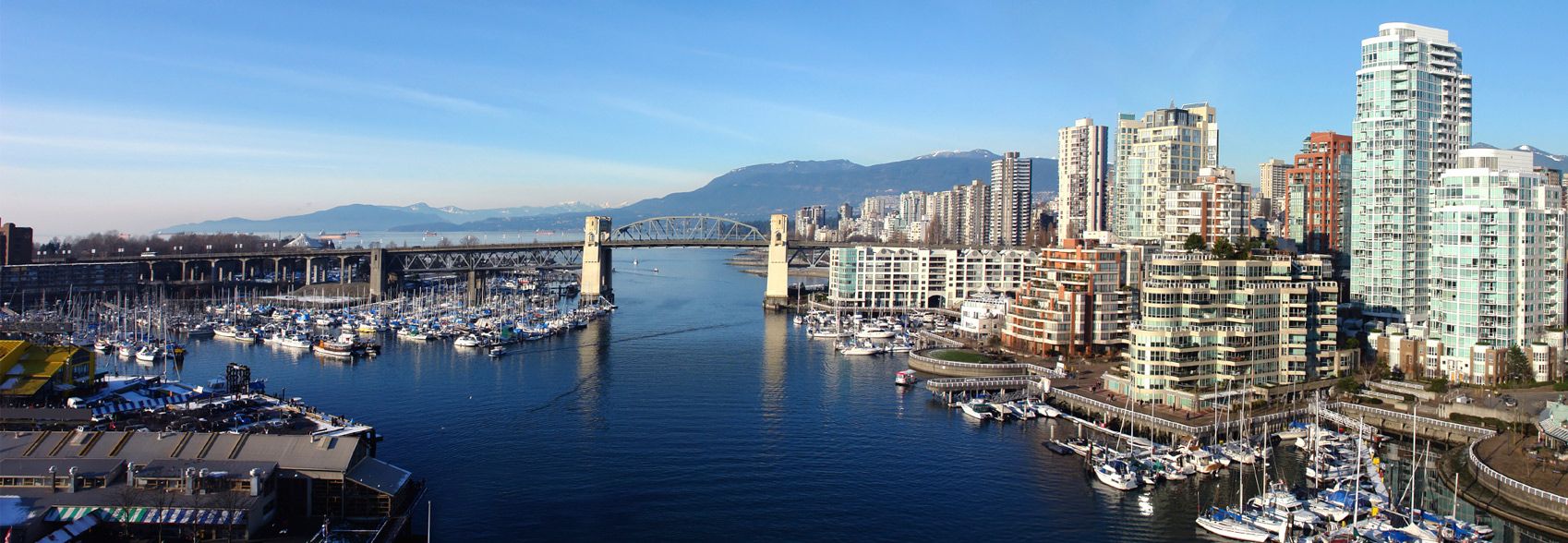 Vancouver mountains and skyline